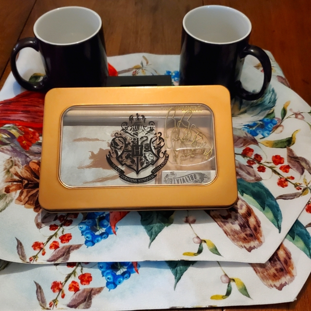 Harry Potter Afternoon Tea Gift Set, Includes Two Morphing Mugs And Stationary